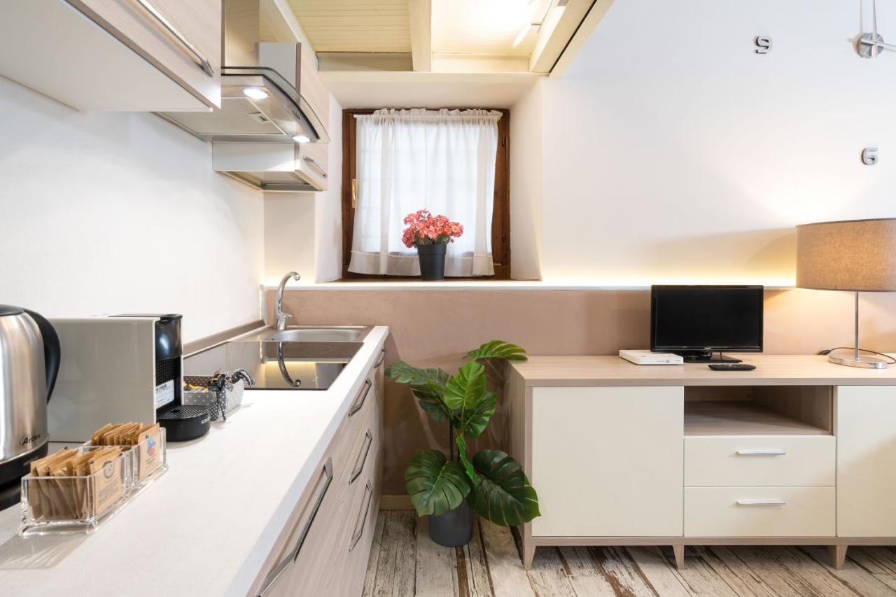 Romeo And Juliet Apartments Verona Exterior foto
