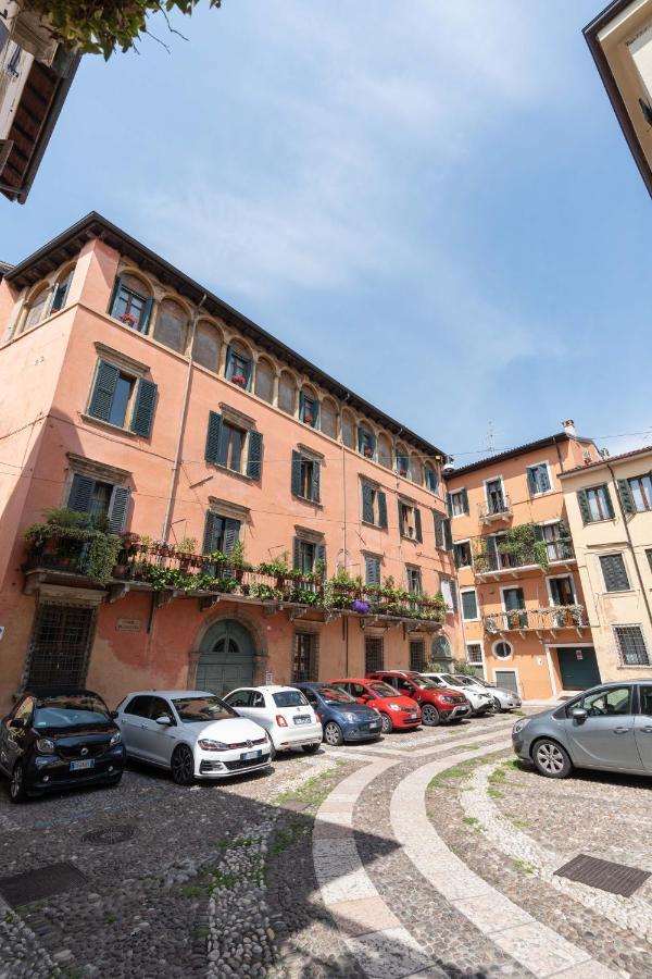 Romeo And Juliet Apartments Verona Exterior foto